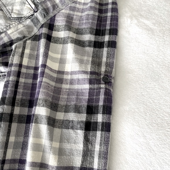 Men’s large flannel shirt, purple and black plaid. - Picture 6 of 7